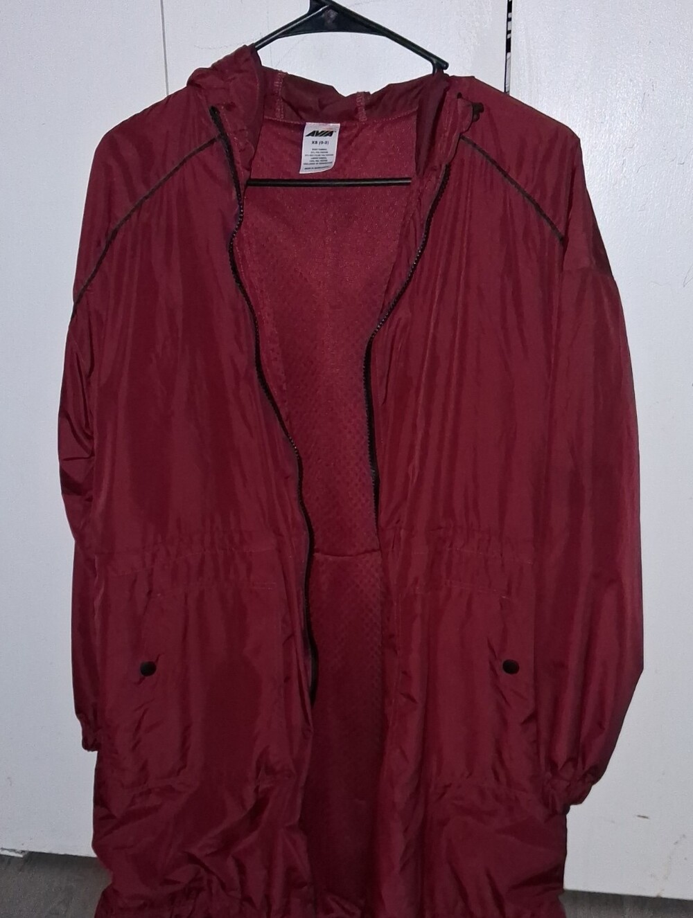 Avia Women's Hooded Windbreaker/Rain Jacket - Burgundy